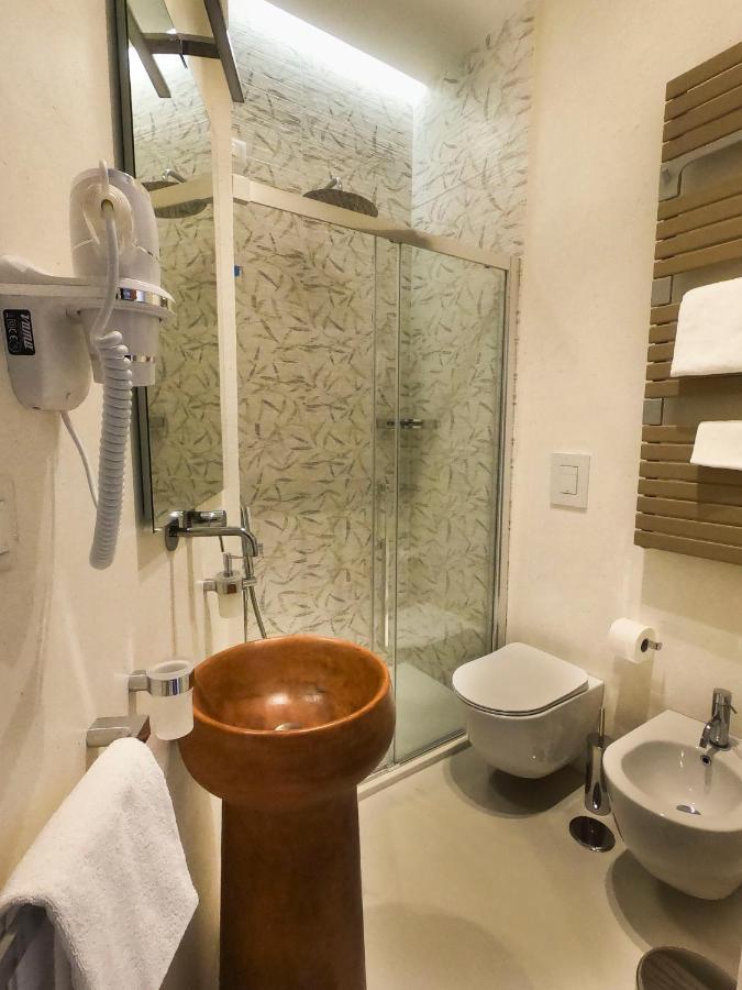Deluxe King Double Room