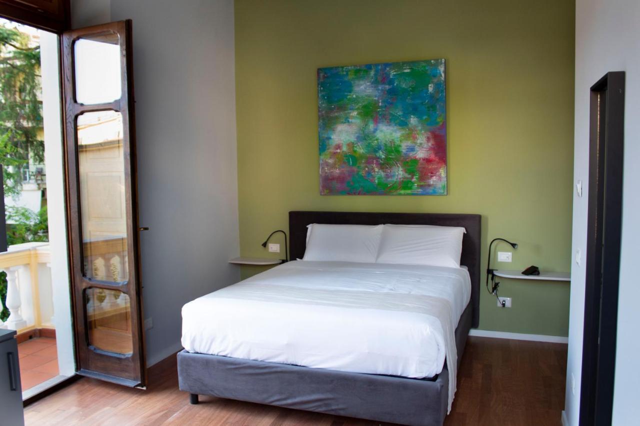 Deluxe King Double Room