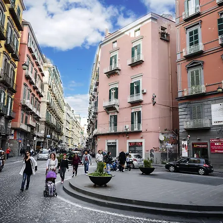 Le 4 Stagioni Napoli Centro-2