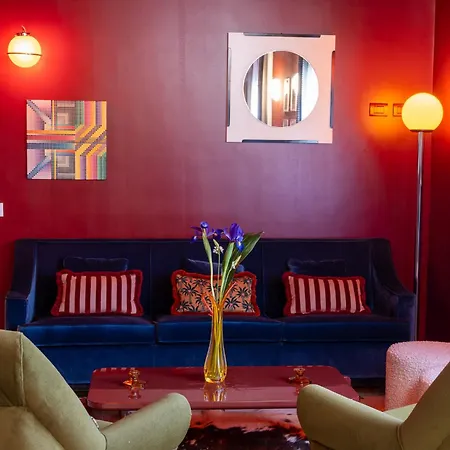 Boutique Hotel Metro 900-3
