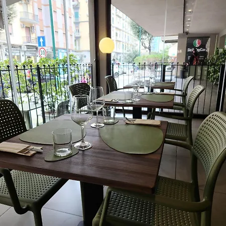 Stelle Hotel The Businest-3